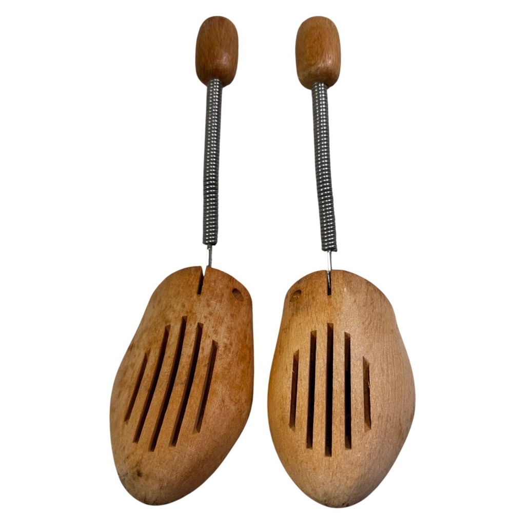 Vintage‎ Womens Wooden Shoe Trees Adjustable Spring Loaded Western Germany Pair